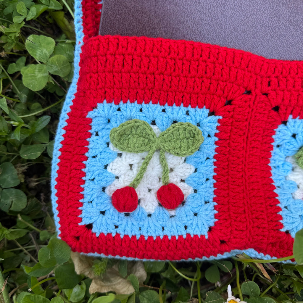 Crochet book pouch| Cherry pattern