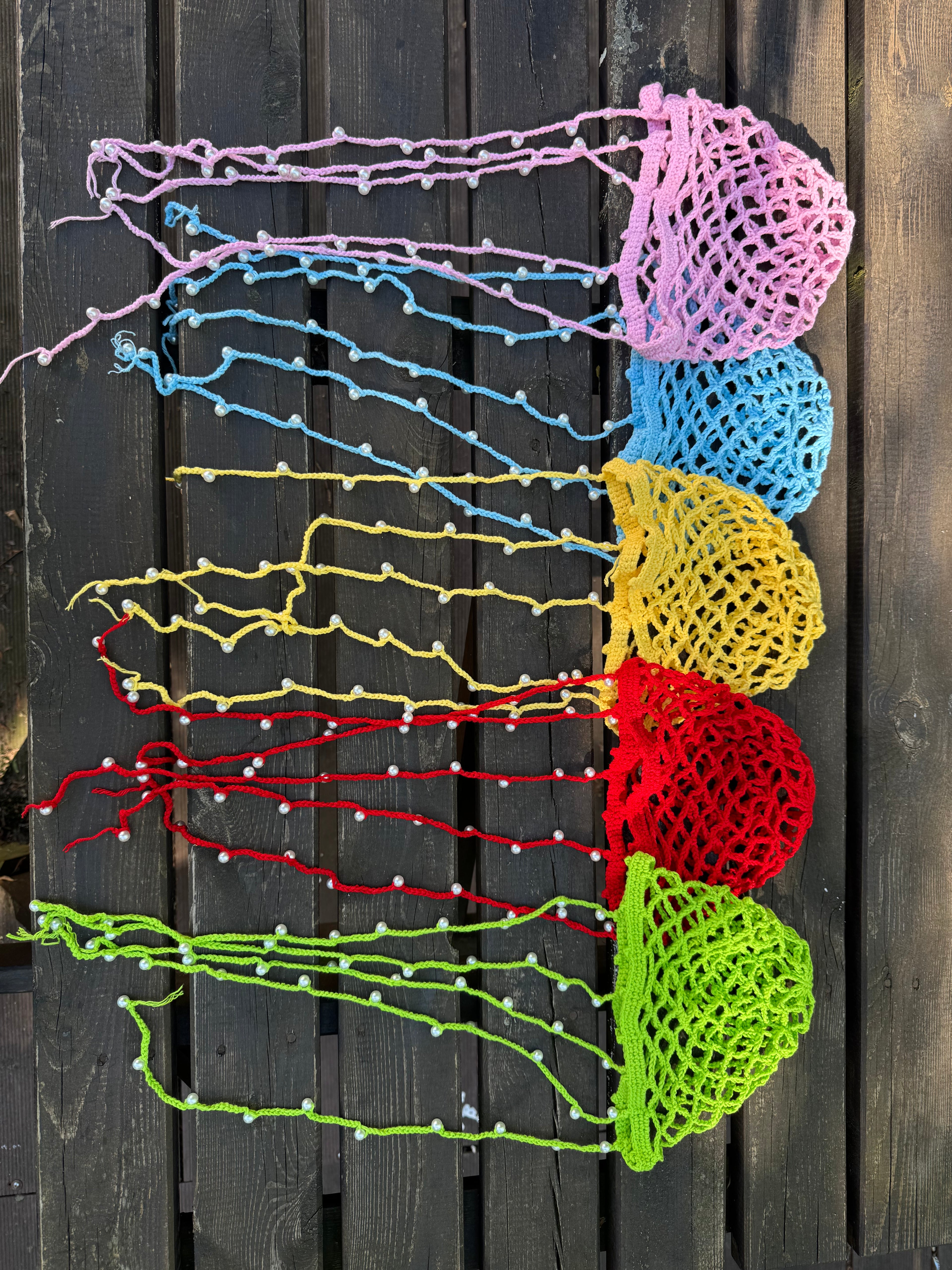Crochet mesh hat with pearls