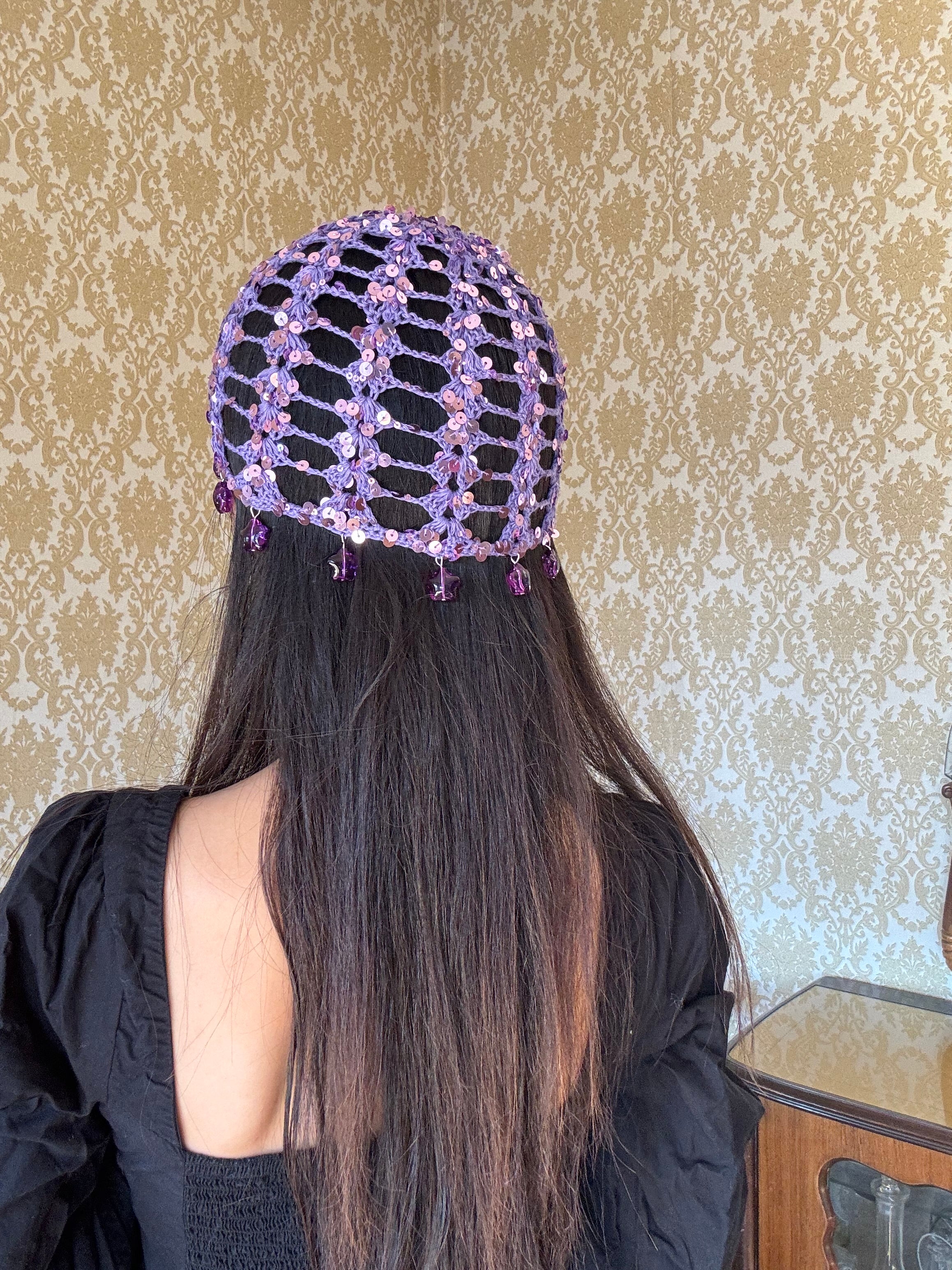 Purple mesh hat with stars