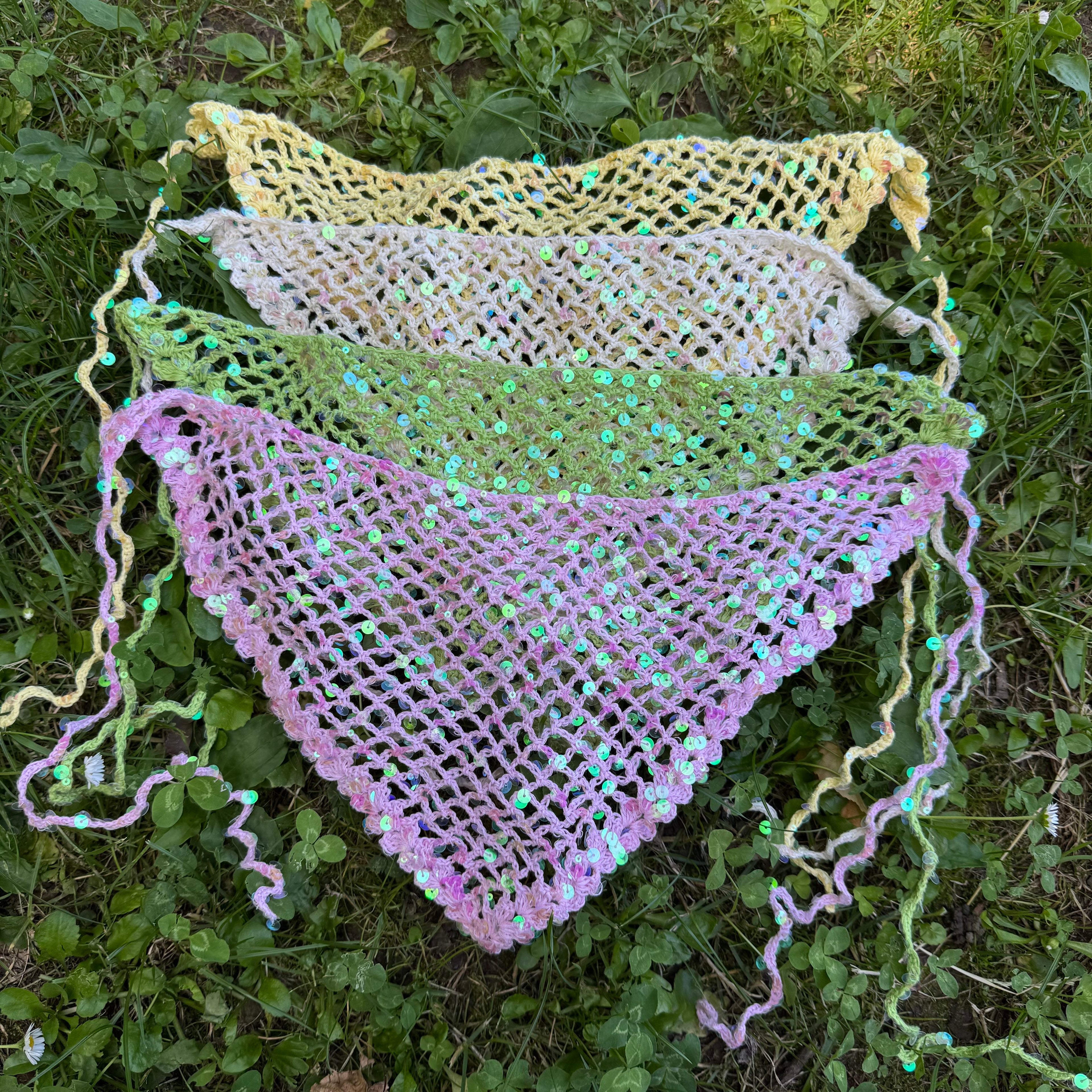Crochet triangle headscarf with glitters| bandana