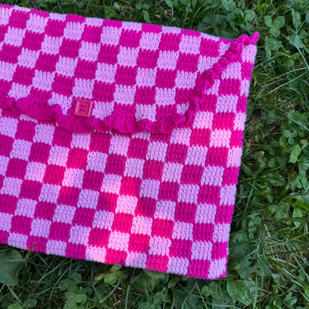 Handmade laptop cover | checkerboard inspired
