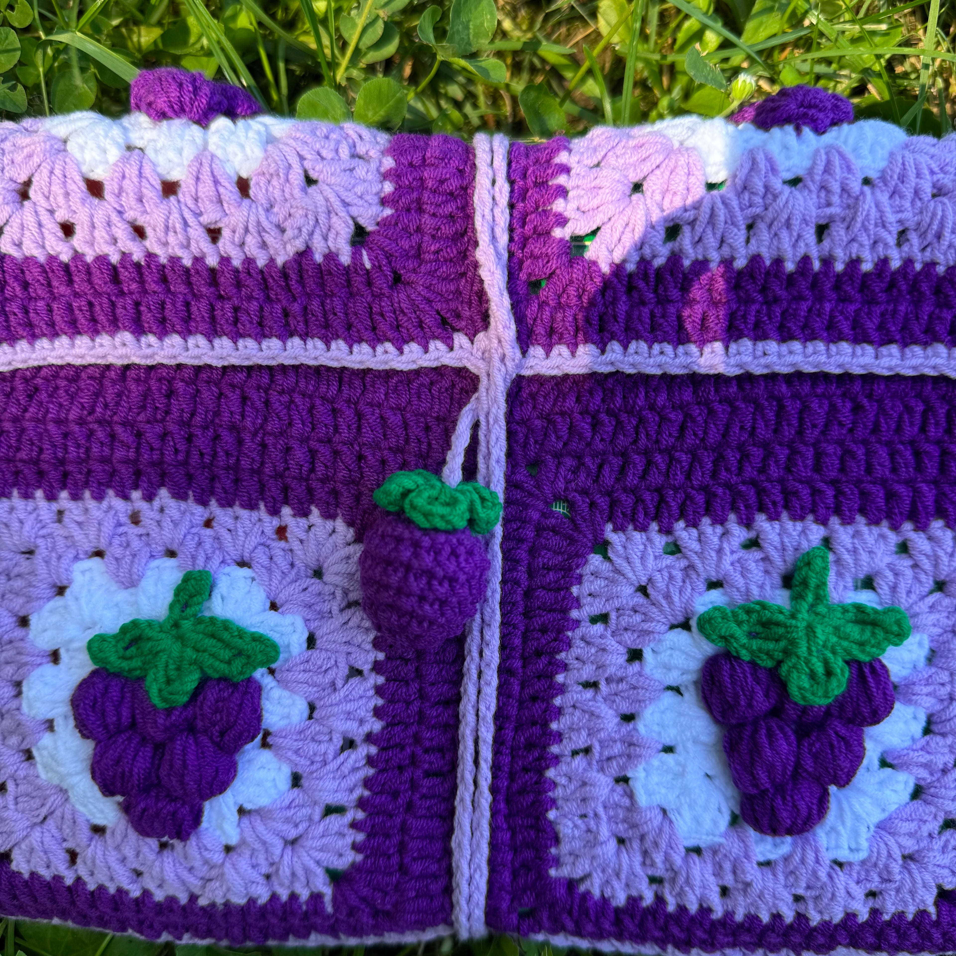 Crochet book pouch| Grape pattern