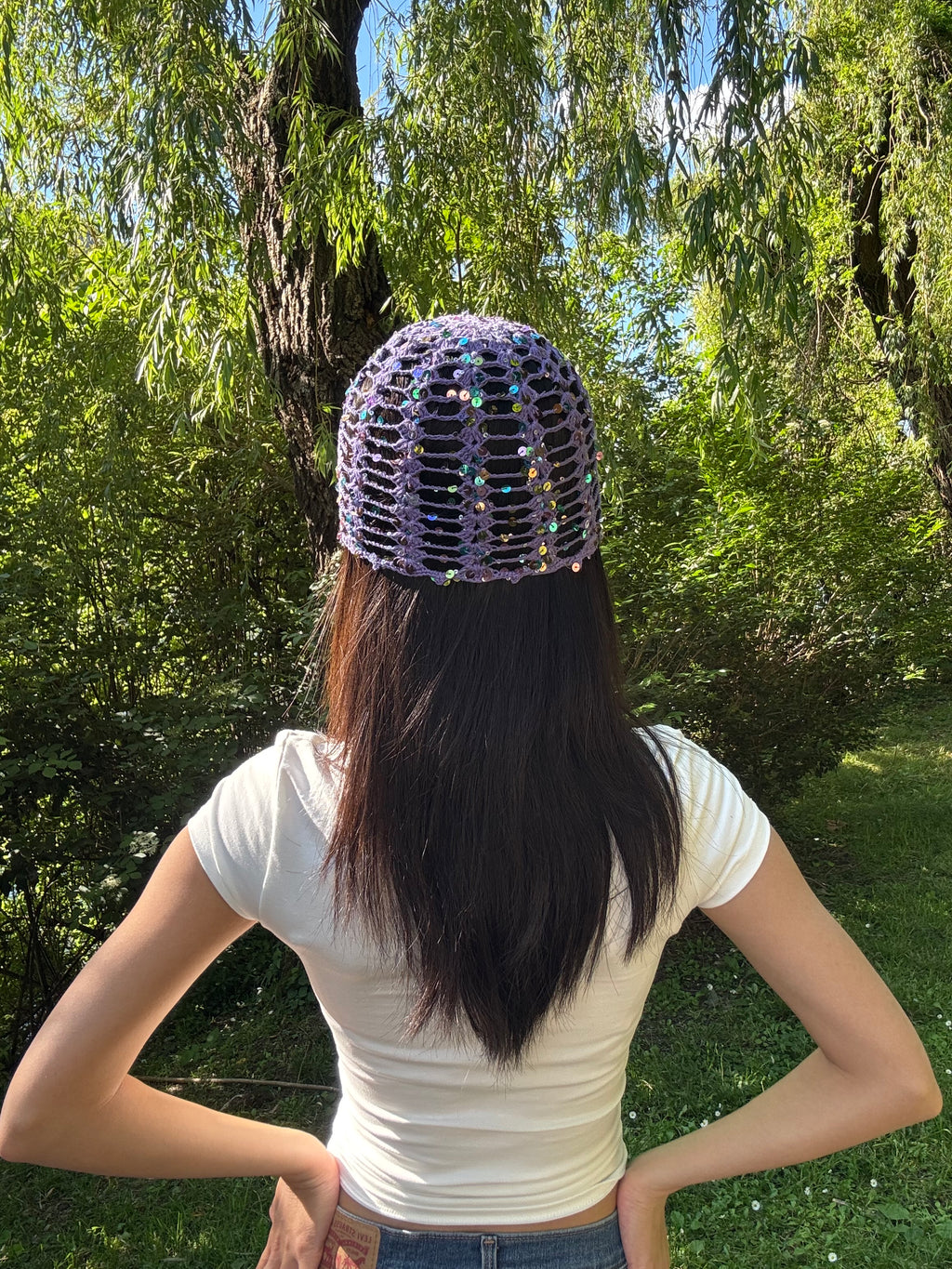 Crochet mesh hat with glitters