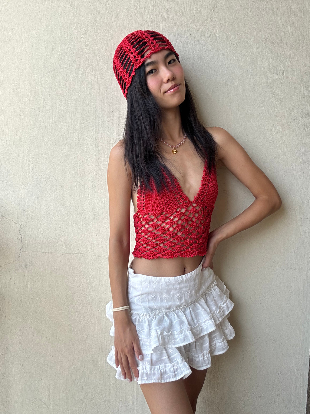 Custom crochet set: top+hat+necklace